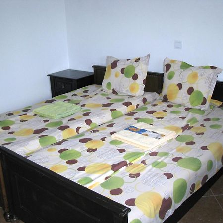 Guest House Familia Samovodene Extérieur photo