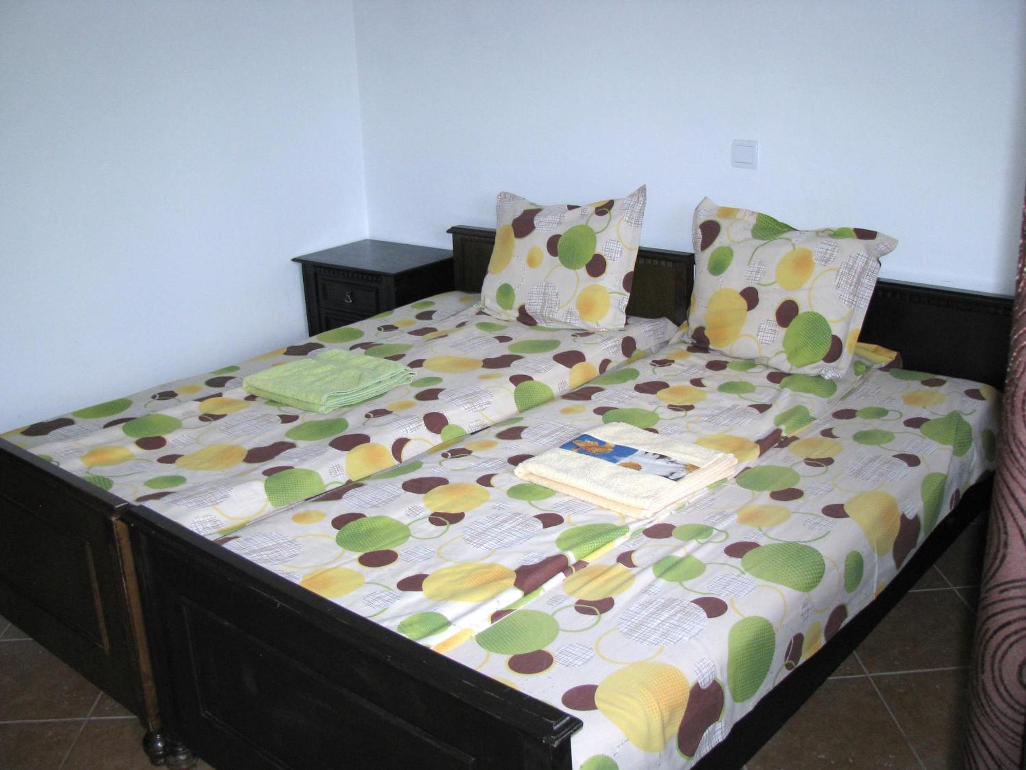 Guest House Familia Samovodene Extérieur photo