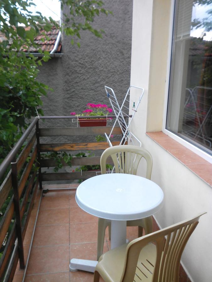 Guest House Familia Samovodene Extérieur photo